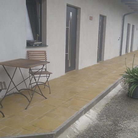 Bed and Breakfast Weingut Thomas Brandl Strass  Exterior foto