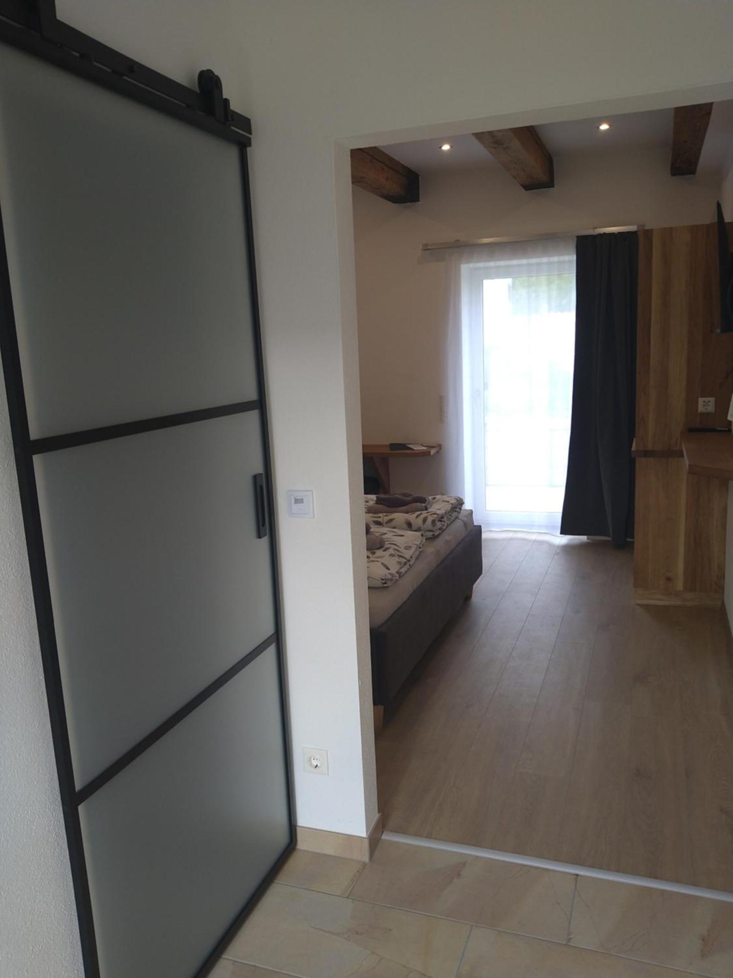 Bed and Breakfast Weingut Thomas Brandl Strass  Exterior foto